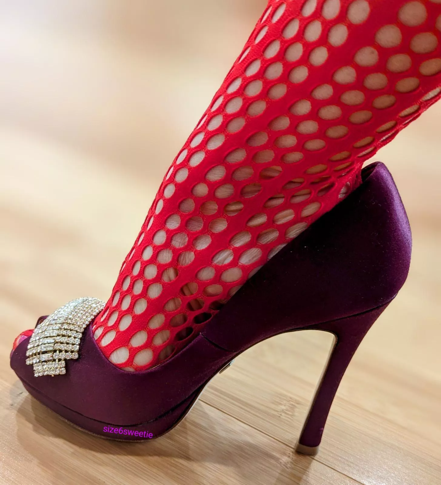 favorite heels and tights! posted by BigChange8640