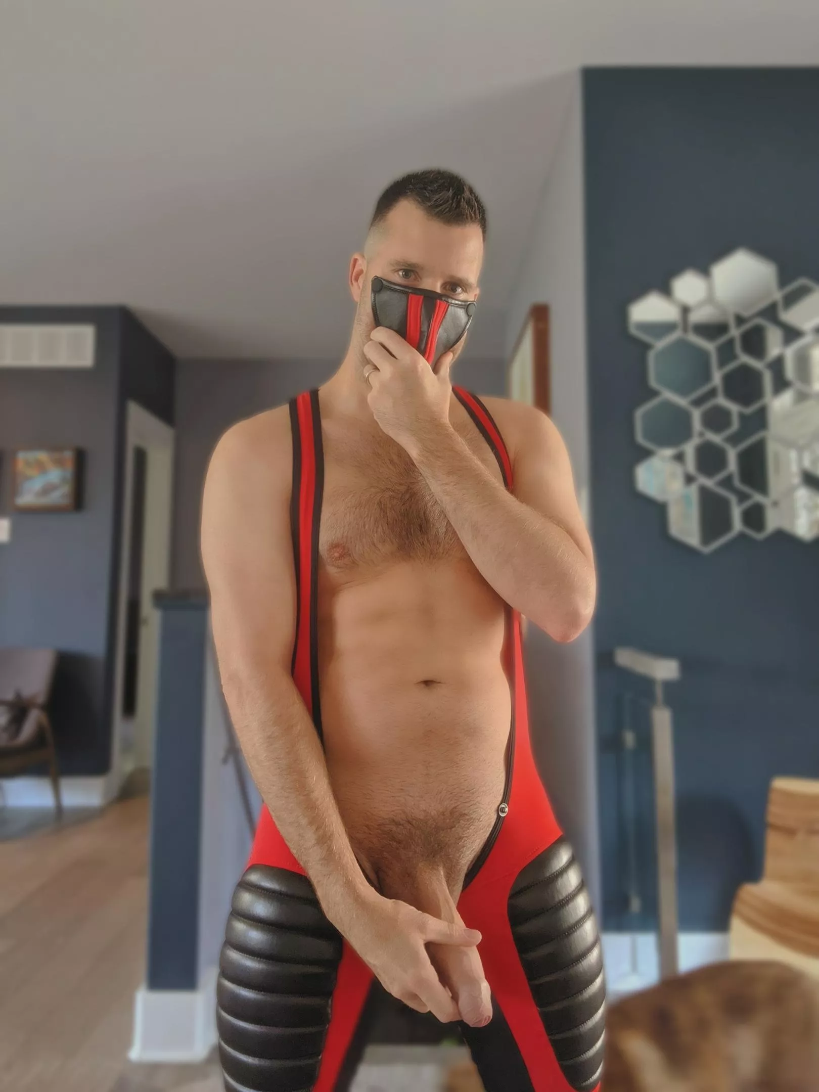 Feeling pugnacious (41) posted by DaddyXCanada