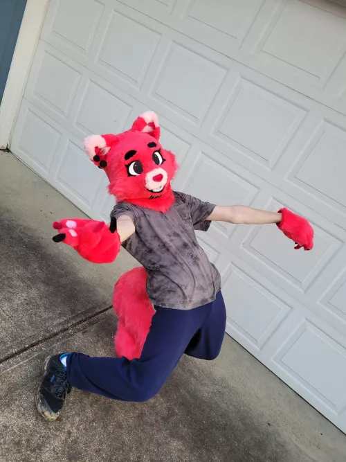 Furry Dio Pose by WhatWeCantSee