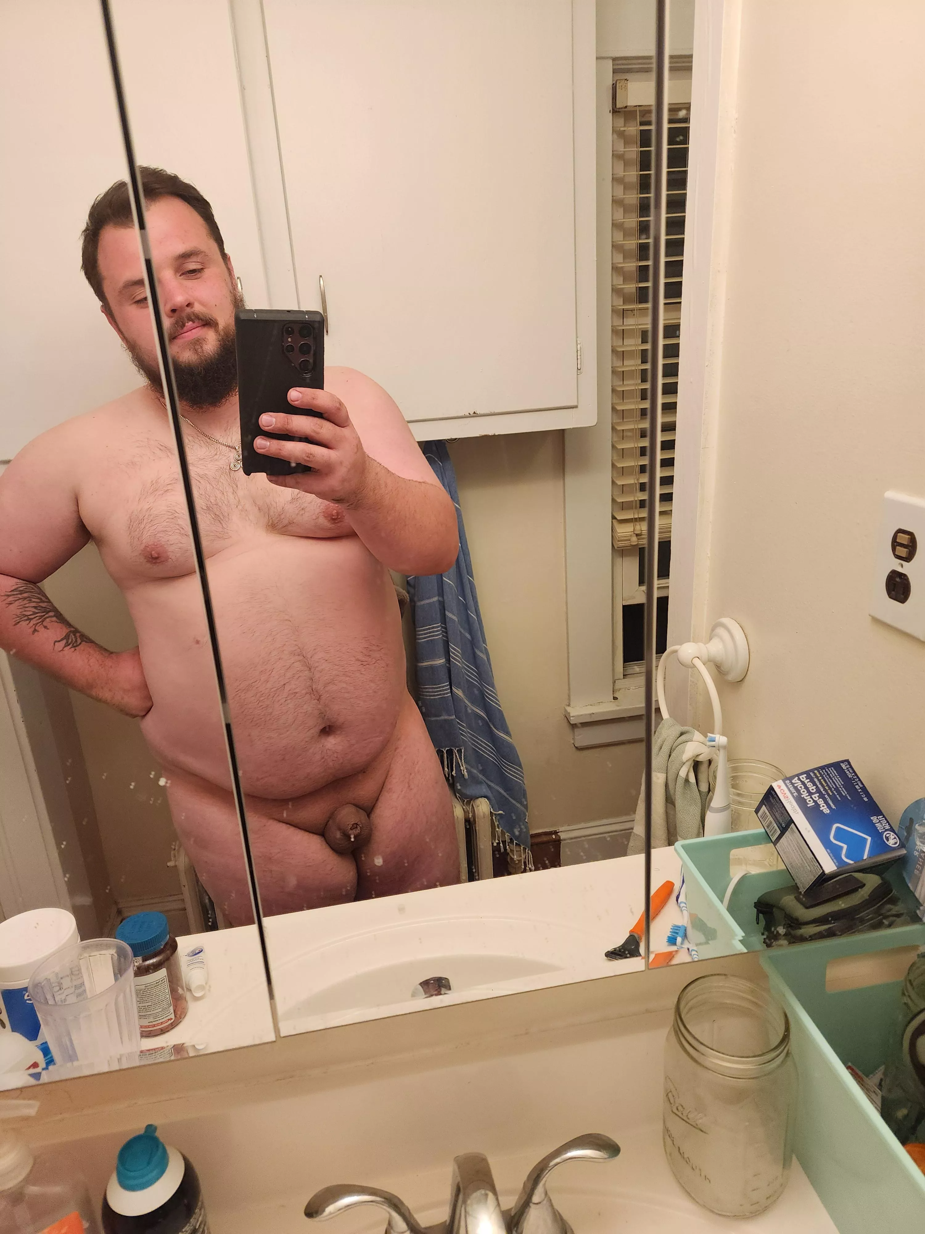 Gettin ready for the day posted by Mercifulsquid