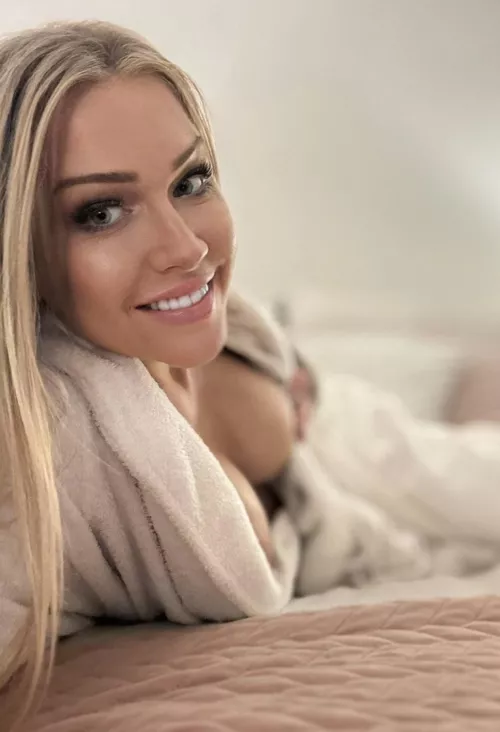 Here I am…. Just casually hanging out…. Are you on your way? by Siennagibs