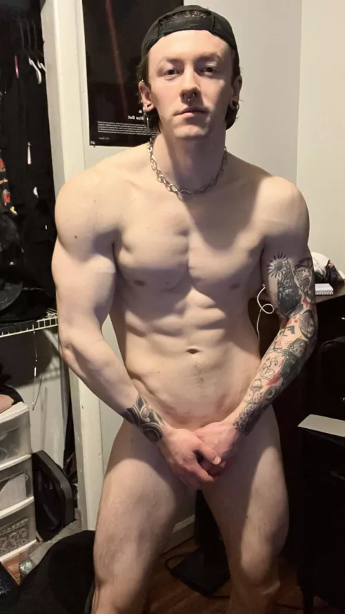 Hope this makes your Monday better! by sadandhydrated_97