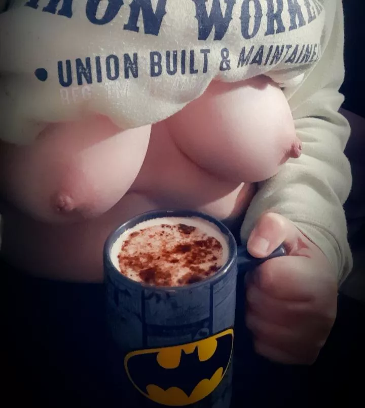 Hot coffee and a cozy hoodie! Winter is definitely on its way 😊 posted by Aussiemilf2046