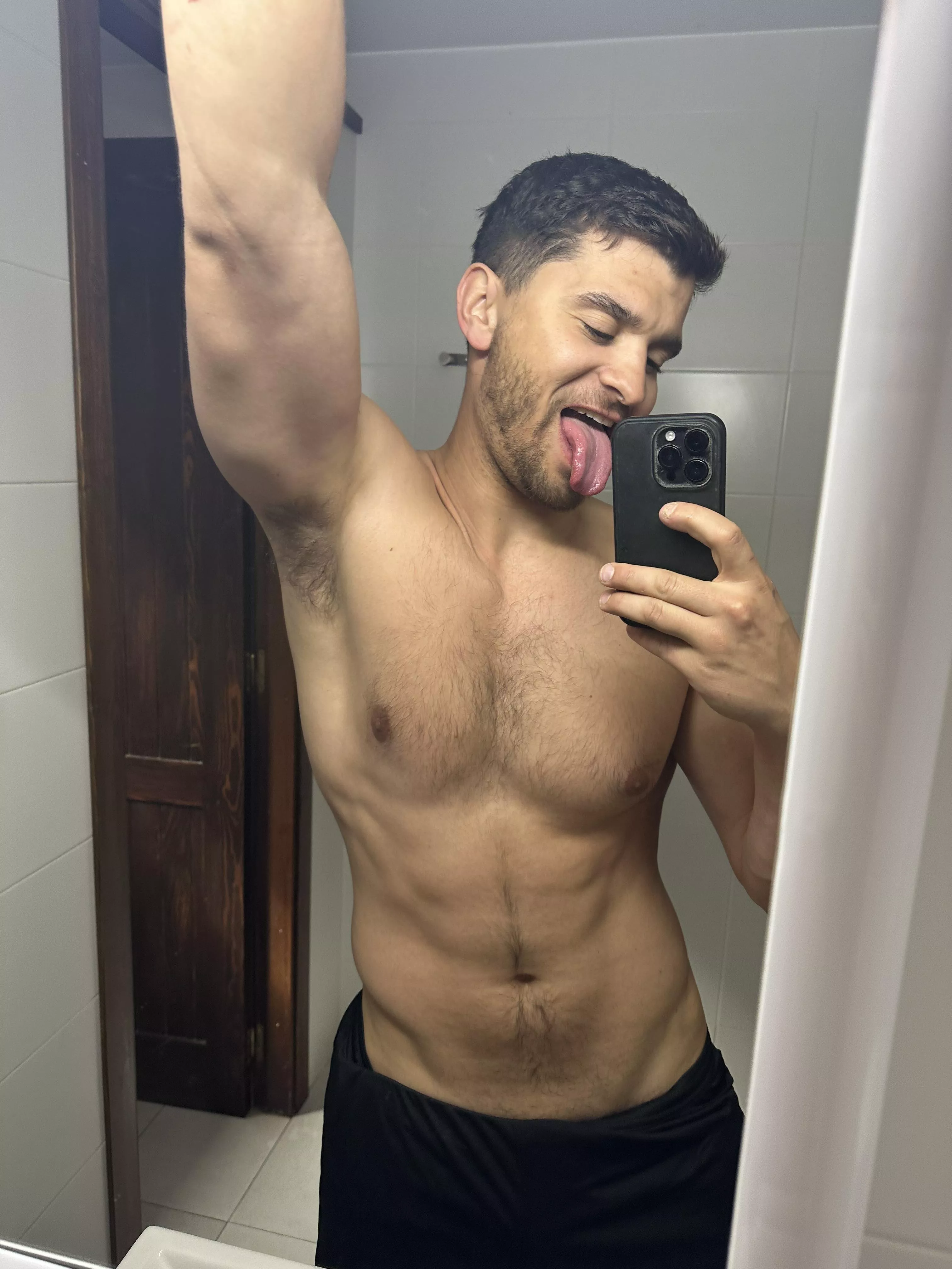 I felt upset but I am always funny man👅😈 posted by realisiwak