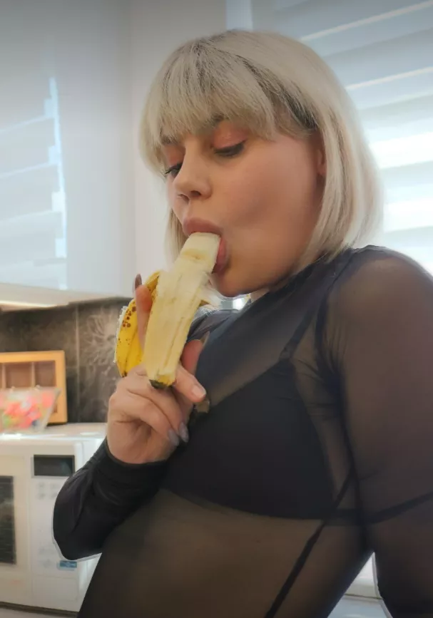 I just eat a banana...or not just... posted by your_beautybabyyyy