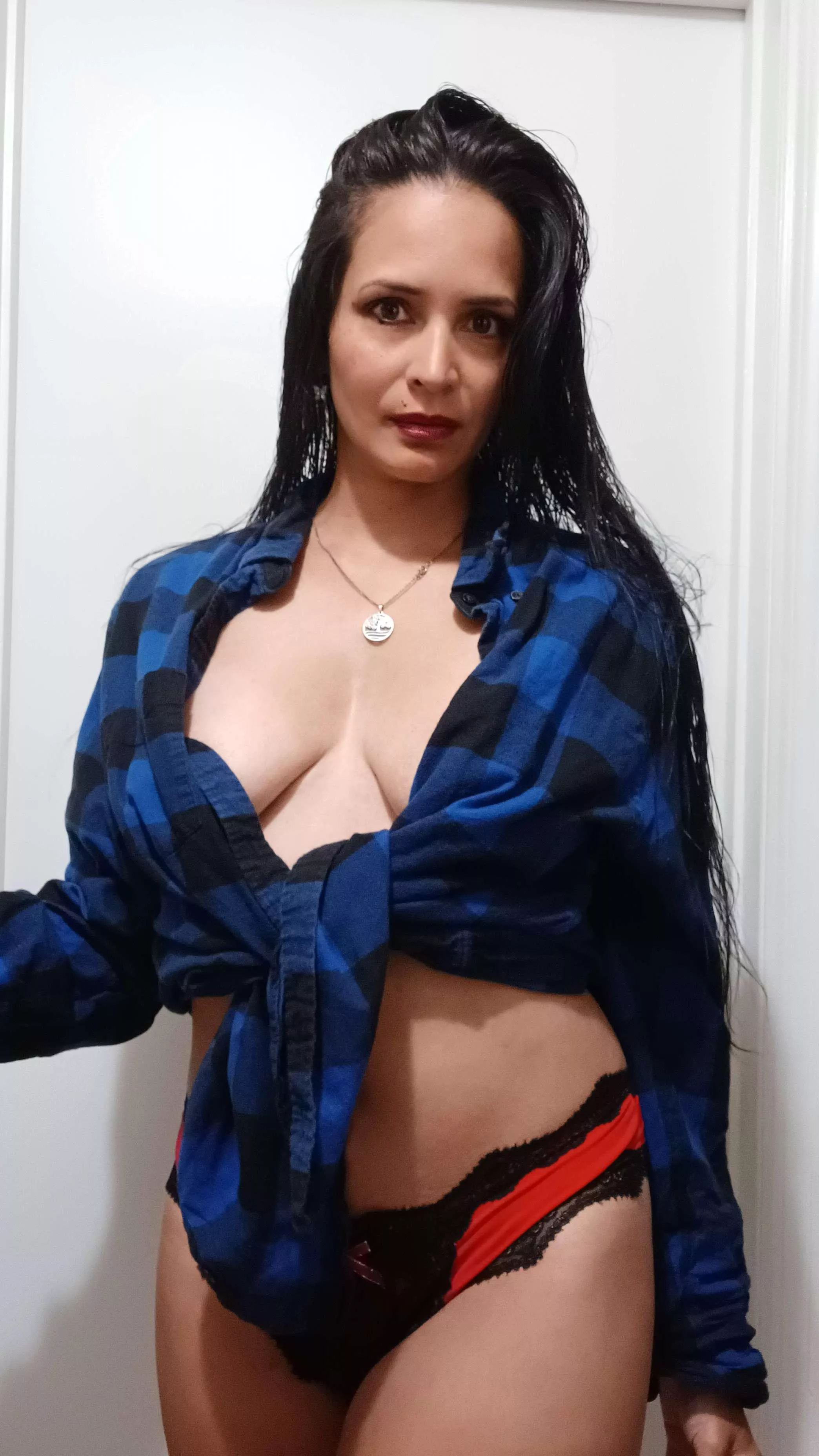 I just love a big comfy Flannel posted by Killrbeautynsfw