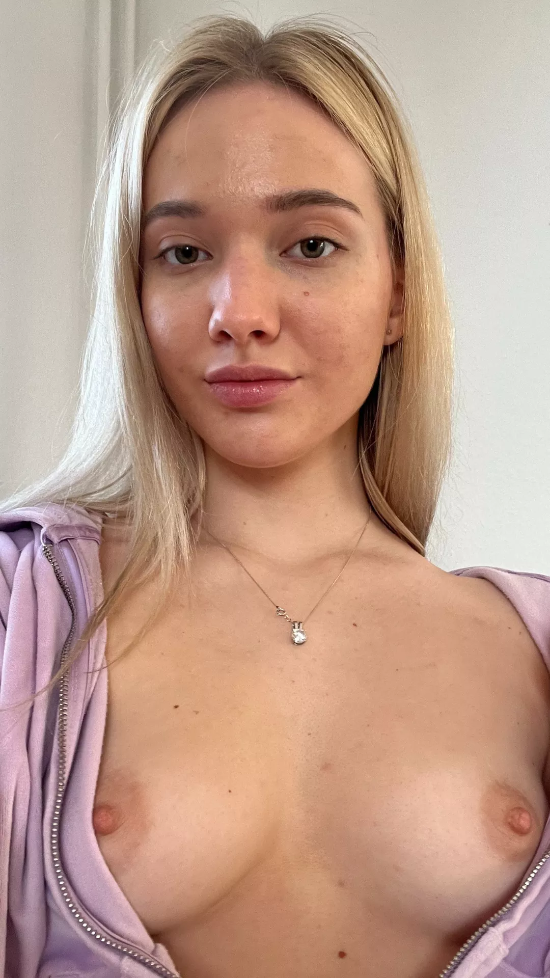 I'm embarrassed that my breasts are so small posted by kimblebee18