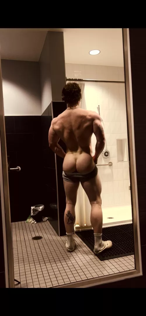 Is it to muscular? by Finx_xxx