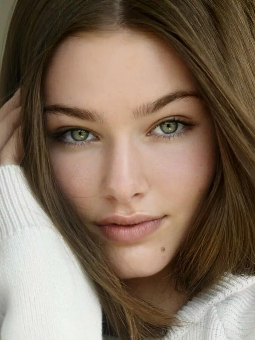 Jordan Taylor Stone posted by qwer5r