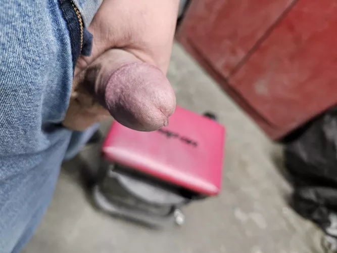 leakin at work by shadyj88