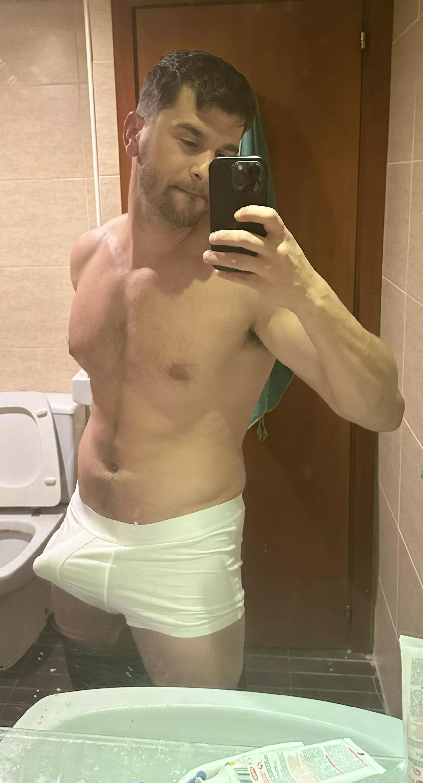 Let’s have a funny sword fight, do u want? posted by realisiwak