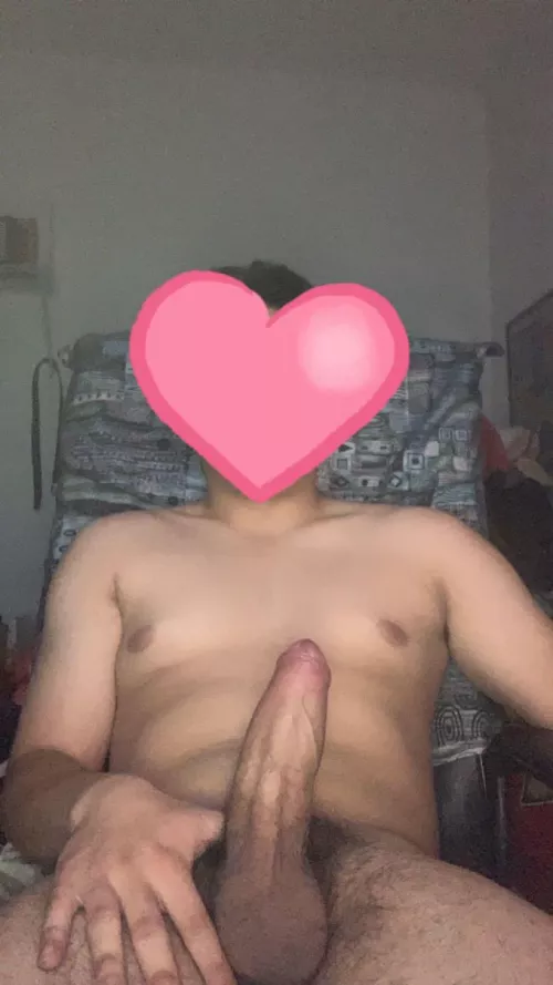 looking for someone to jerk with and send my nudes to 😘 by horny_slut_16