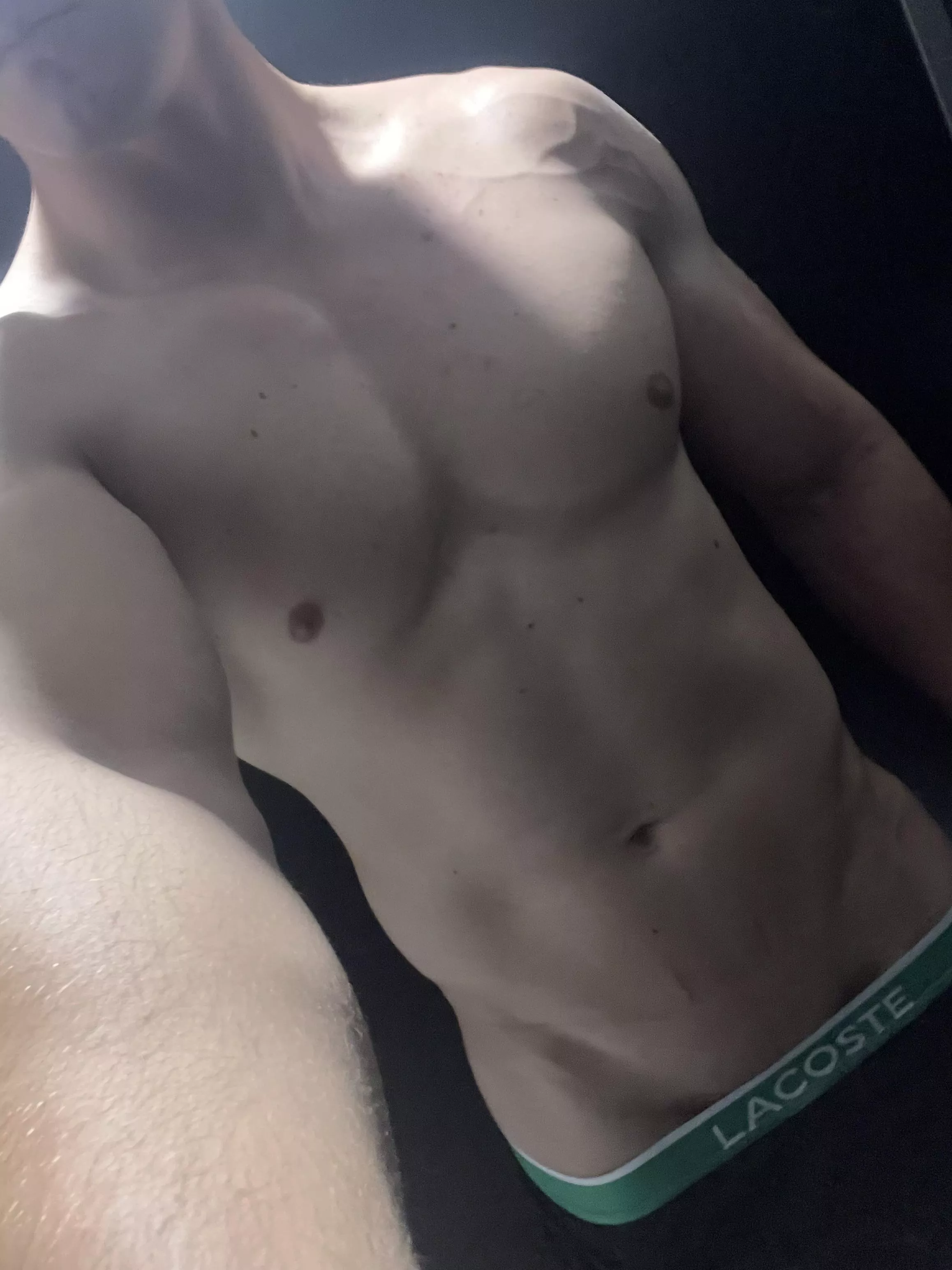 (M)27 posted by ZalzolinskiII