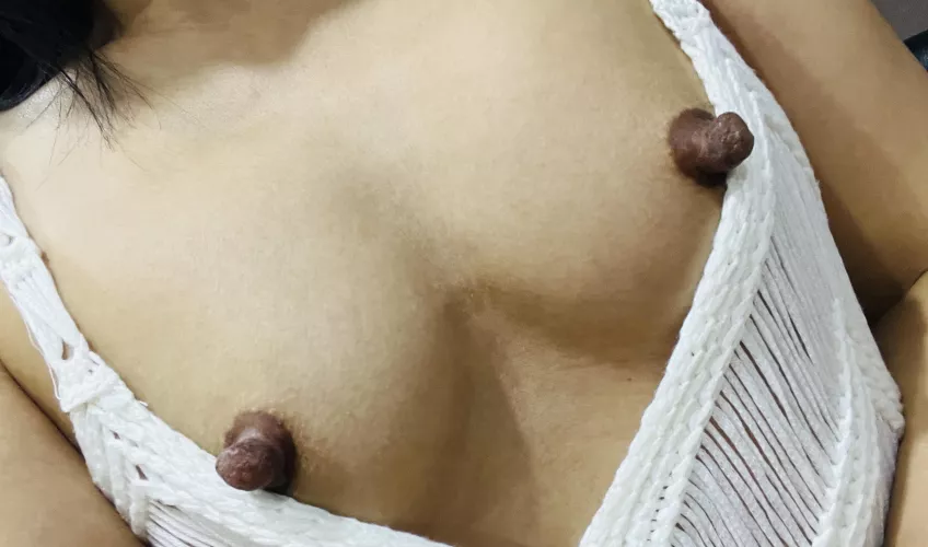 My thick nips get hard by justnip2524