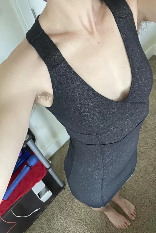 Naturally hairy & feminine 💖 by NessaRyans