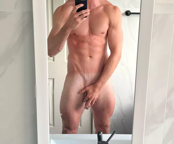 Out of the shower and ready to be sucked 💦  by JohnnySteel23