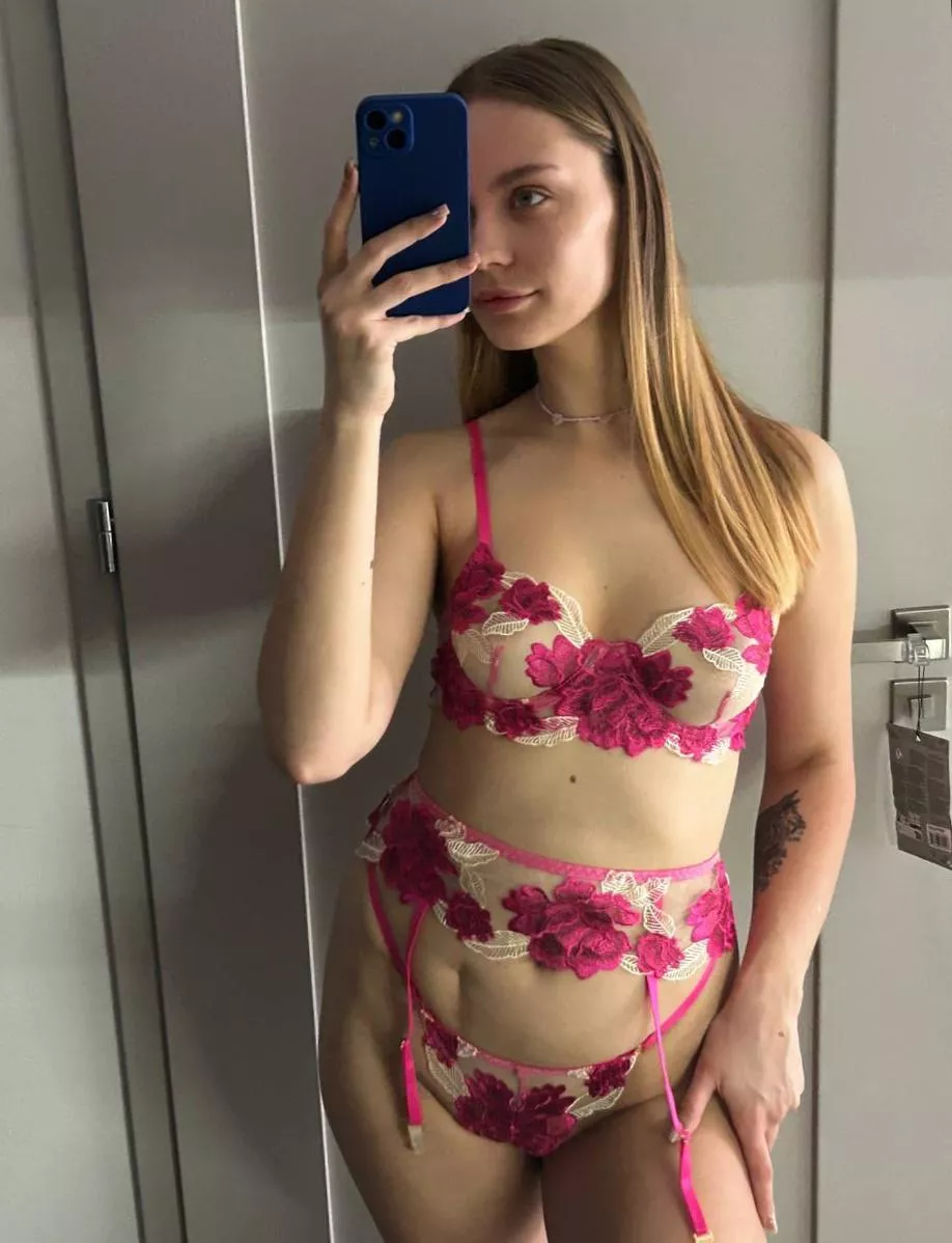 Outfit for a date posted by SexyWaterNymph