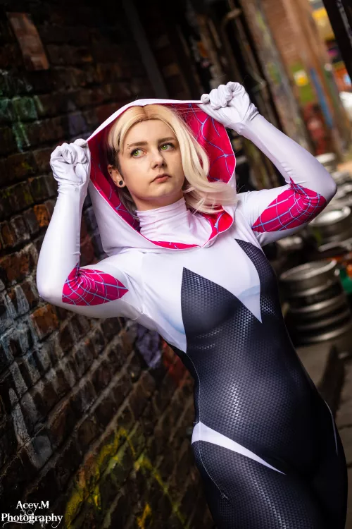 This isn't my universe! by SharprocoxTTV