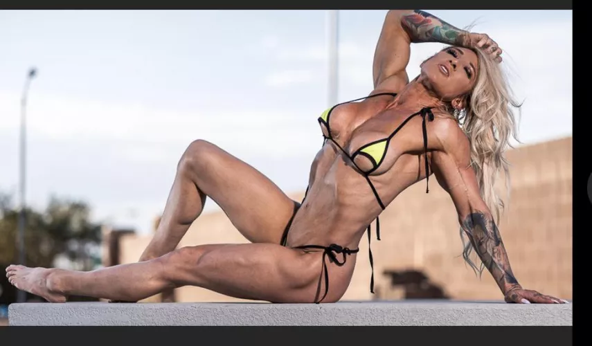 Waiting for you after the gym. Cumming? by Therash