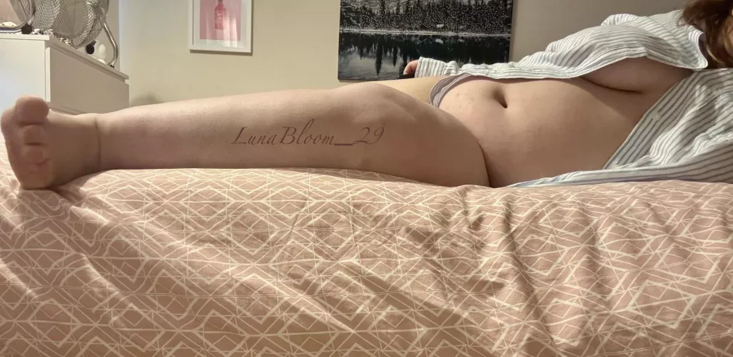 Warning, I steal men’s comfy shirts. by LunaBloom_29