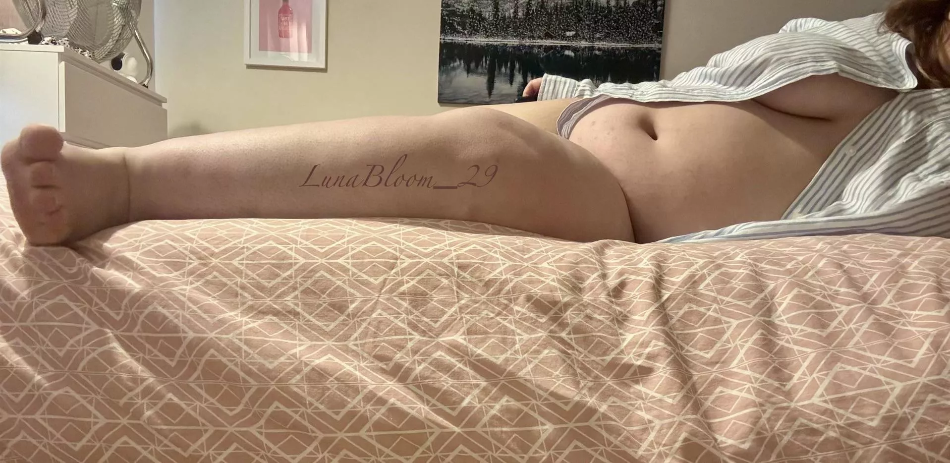 Warning, I steal men’s comfy shirts. posted by LunaBloom_29