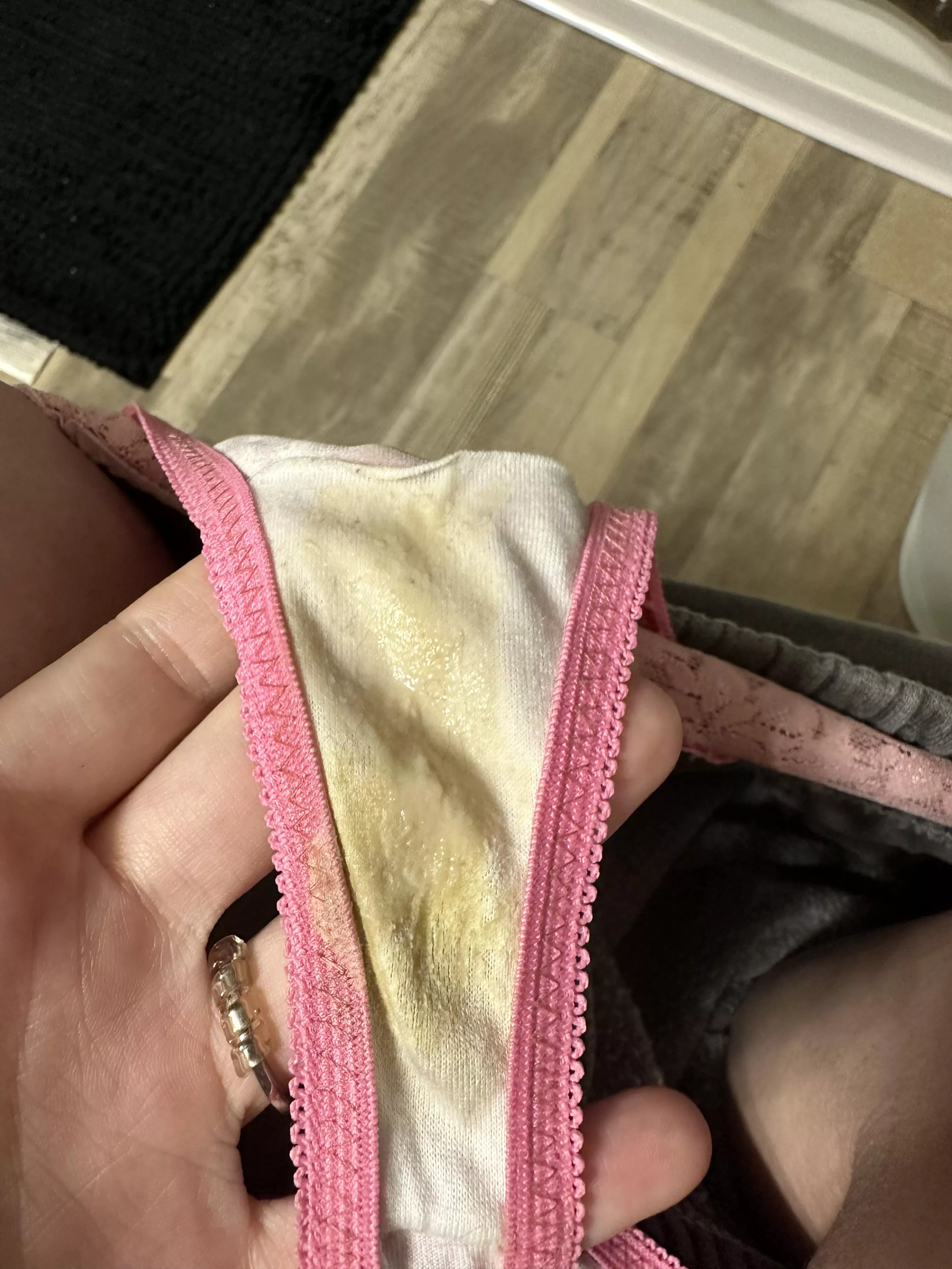 Who else loves mommy’s dirty panties posted by nicholebaby1996