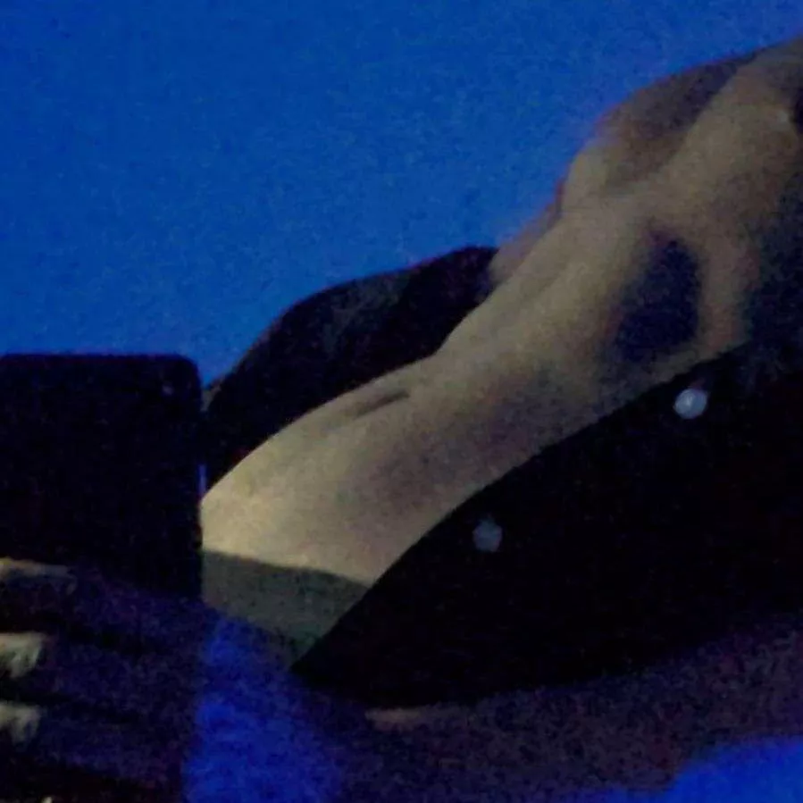 Would you mark my sensitive body and make me whimper? posted by Andarkk