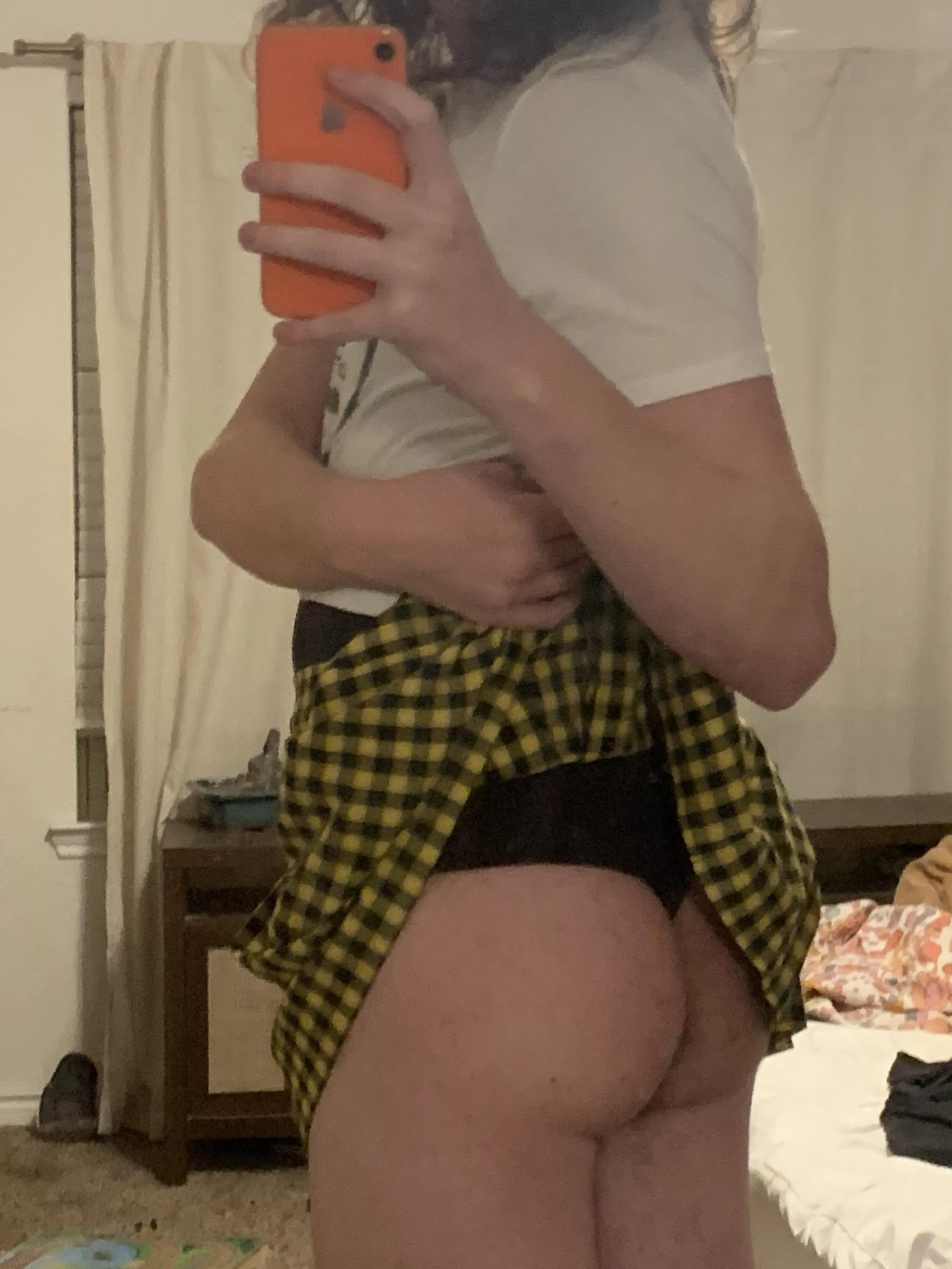 18 sissy hiiiii posted by Sad-Satisfaction-155