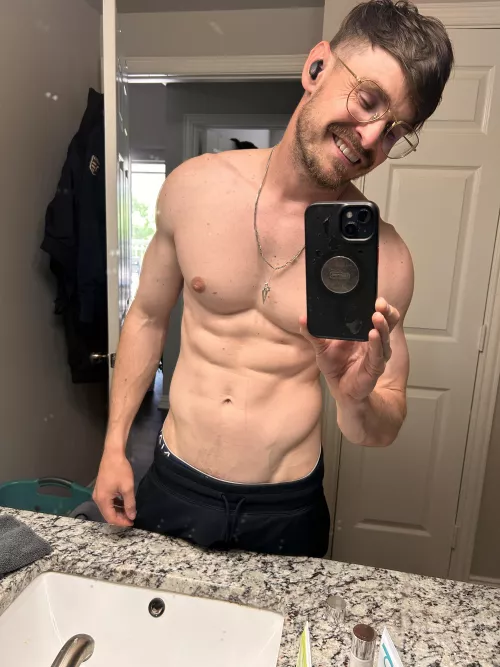 35M4F Hey you...yes you 😏 by giveyouthed23