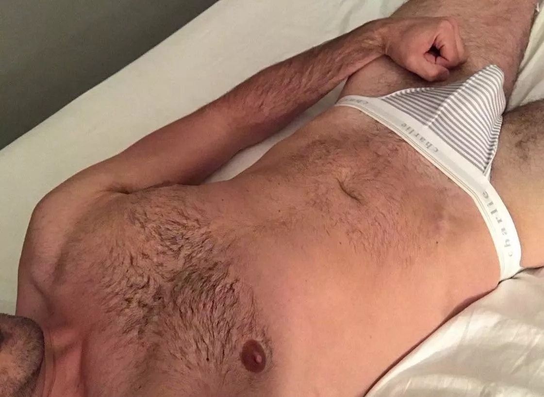 [36] 6’5 jock bro posted by gay-in-ca