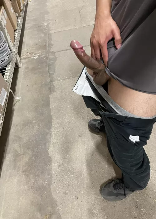 A little warehouse fun by RandomCaseStudy