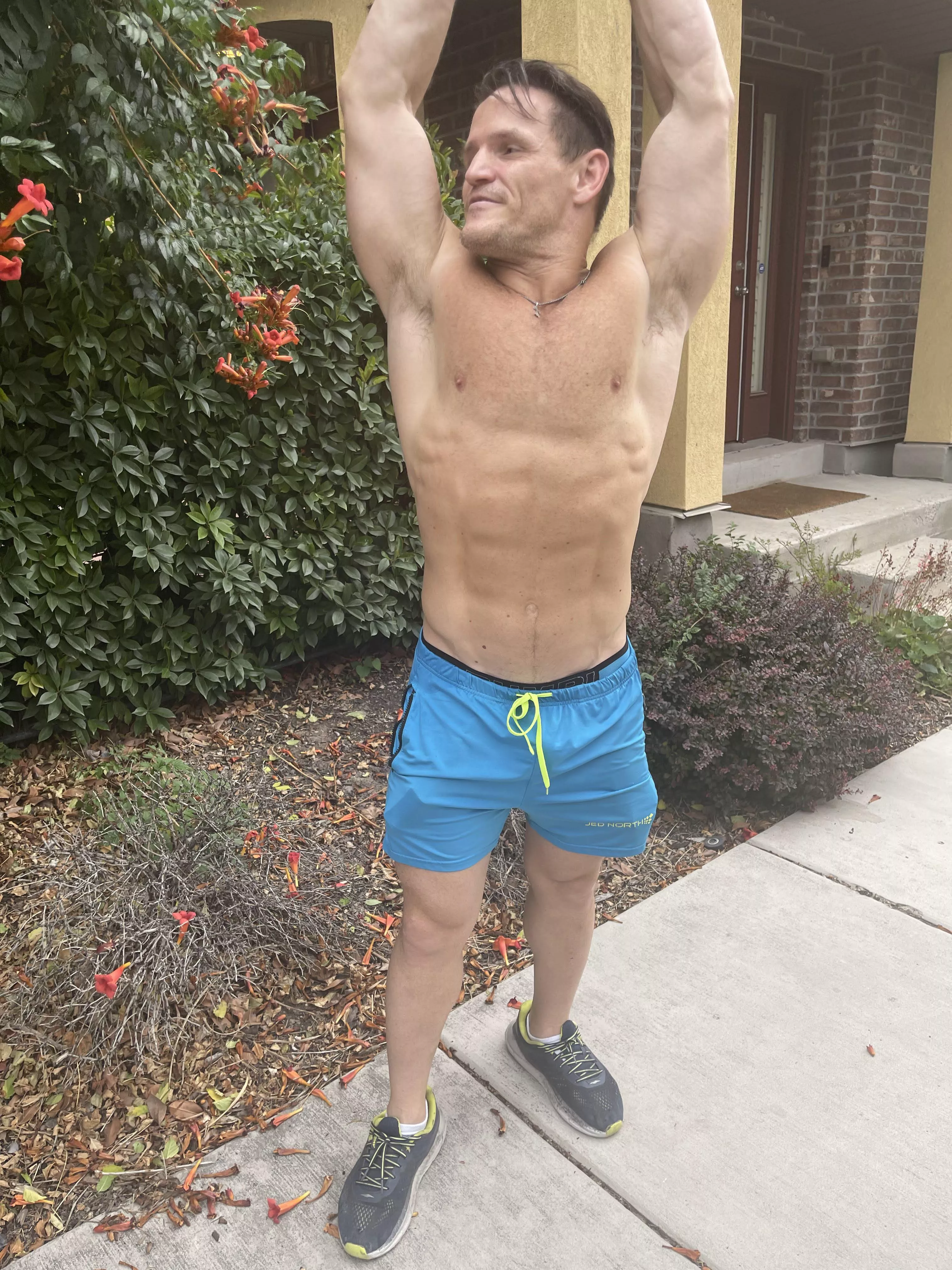 Airing out my sweaty armpits for all to smell posted by gayvittles