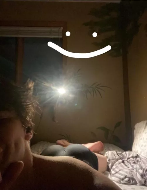 Any hot boys wanna bust a nut for me? by specogecko123