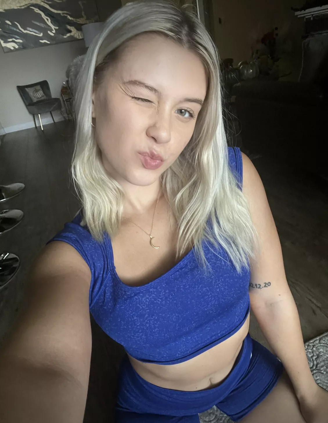 Can you keep a blonde satisfied? posted by sidmin