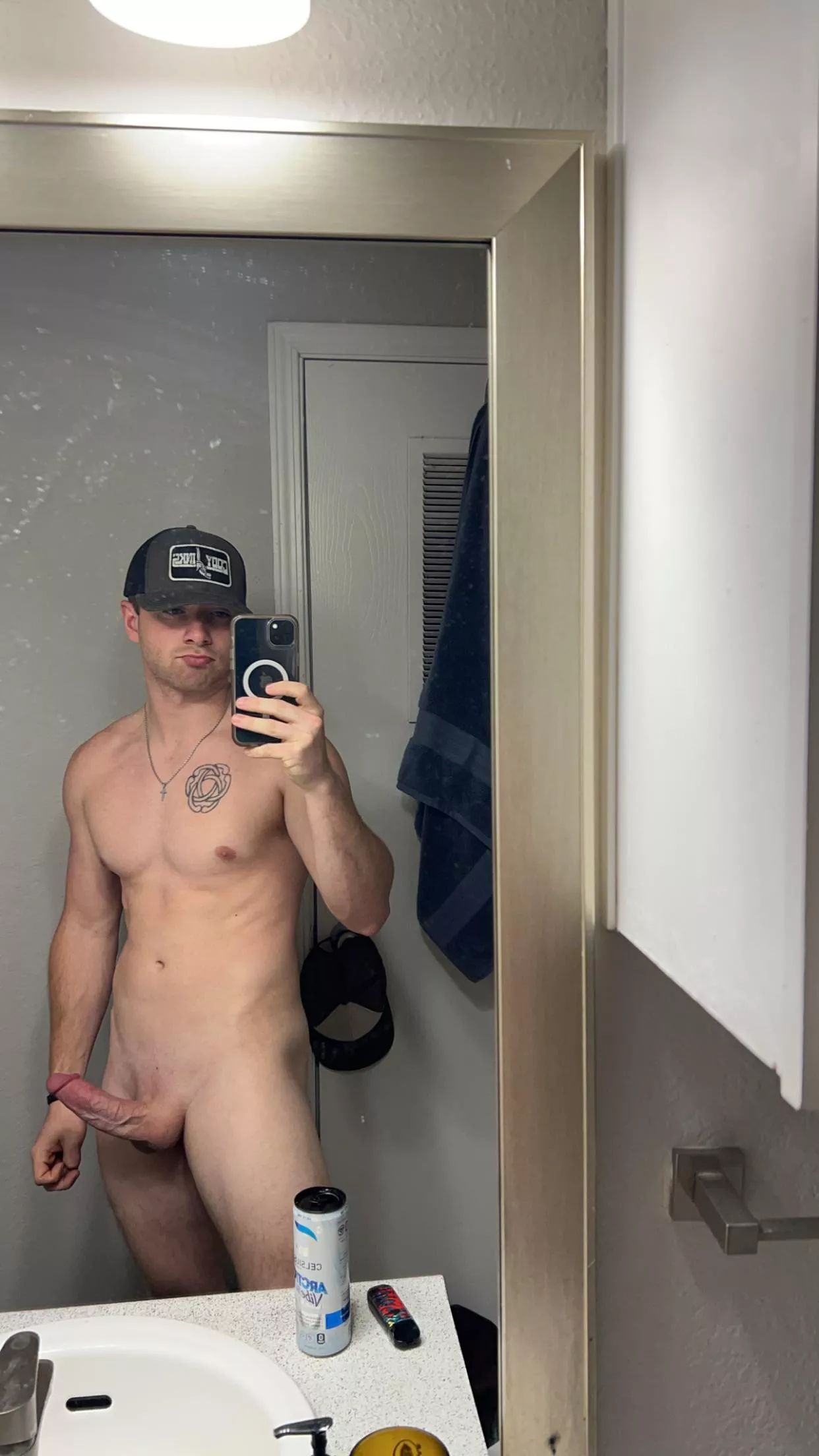 Couldn’t keep it in posted by dcr_84