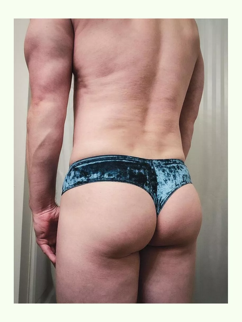 Do you like this cheeky cit? posted by Loose-Adeptness-1741