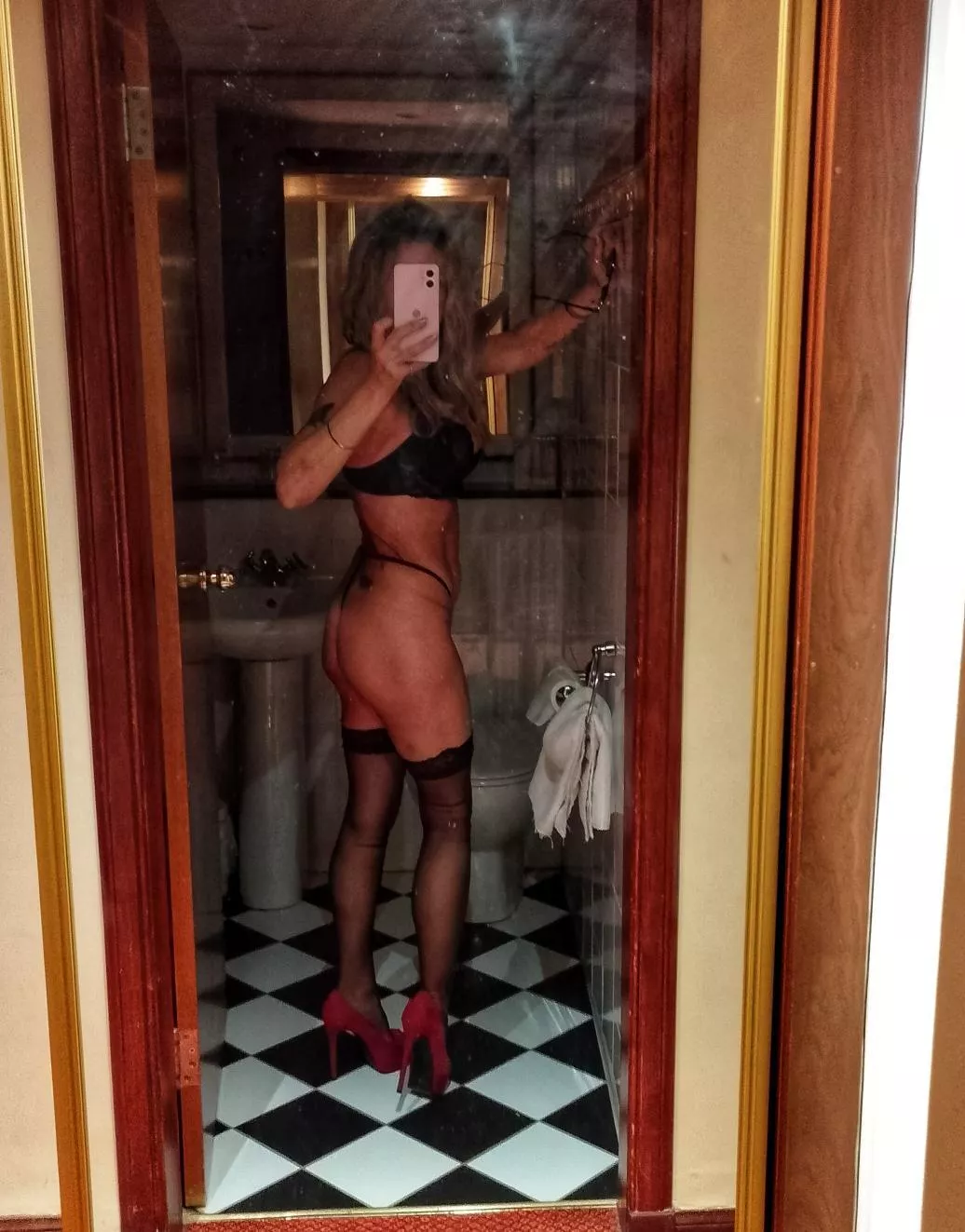 F57 happy Humpday  posted by marythegym