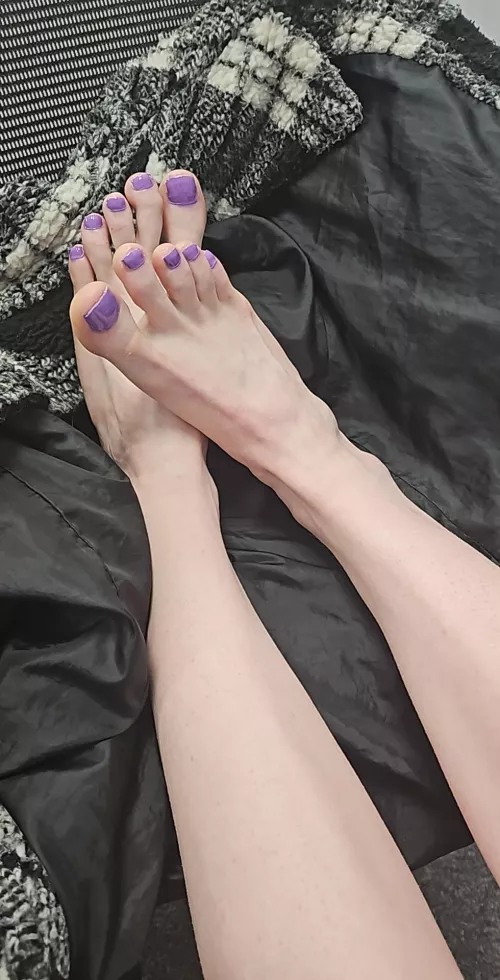 foot rub pls? by CuteThotWithCock