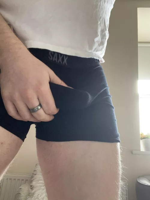 hi 😏 by Infinite-Vehicle-849