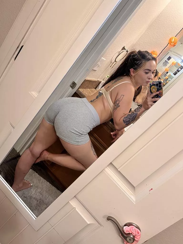 I need cock posted by xXxMegYummixXX