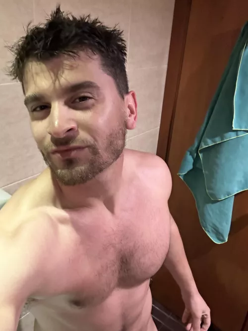 I seem a crazy boy after cold shower🥶 by realisiwak