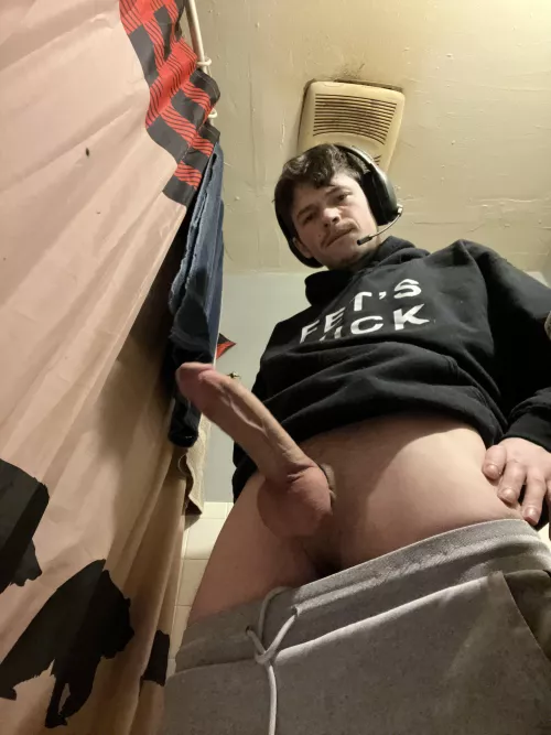 Idk if I belong here by Valuable_Focus9723