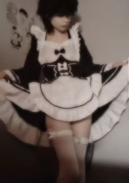 i'm a little nervous :/ by stunin_caprisun