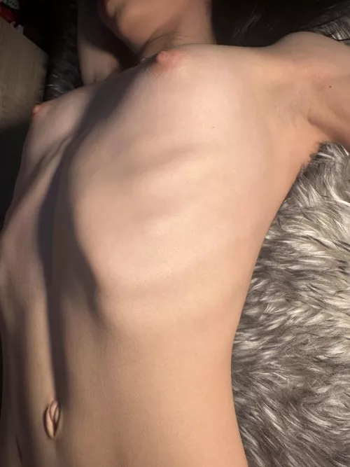 I'm ready to be your next skinny, sexy target by Isla_Lucinda