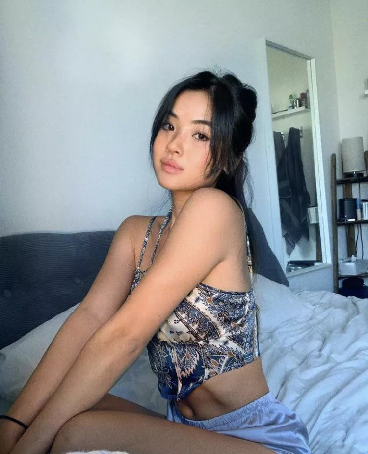 is she ur type?  posted by devilndaisies