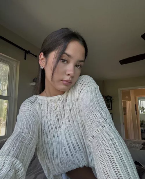 is she ur type?  by devilndaisies