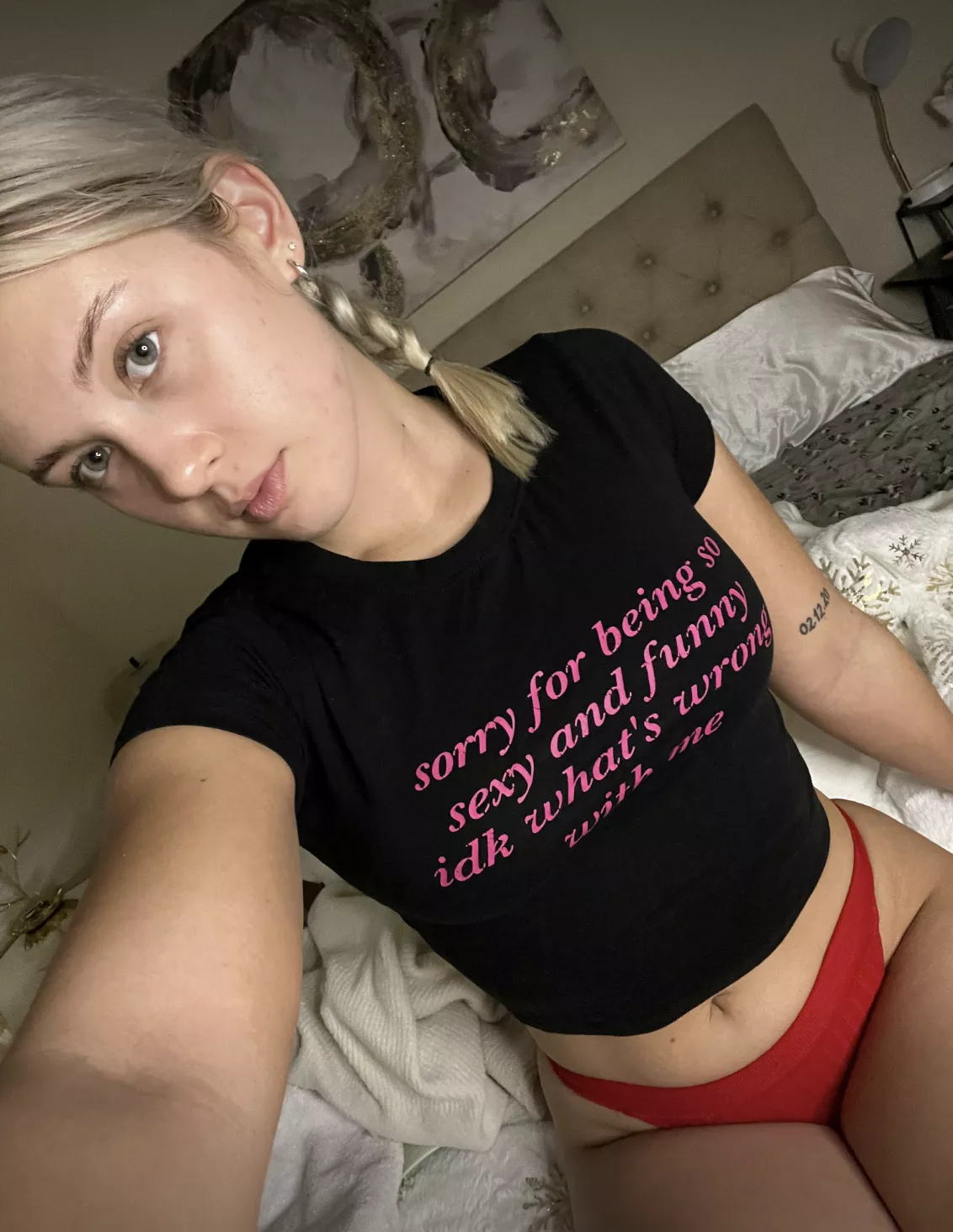 Just chilling in my underwear posted by sidmin