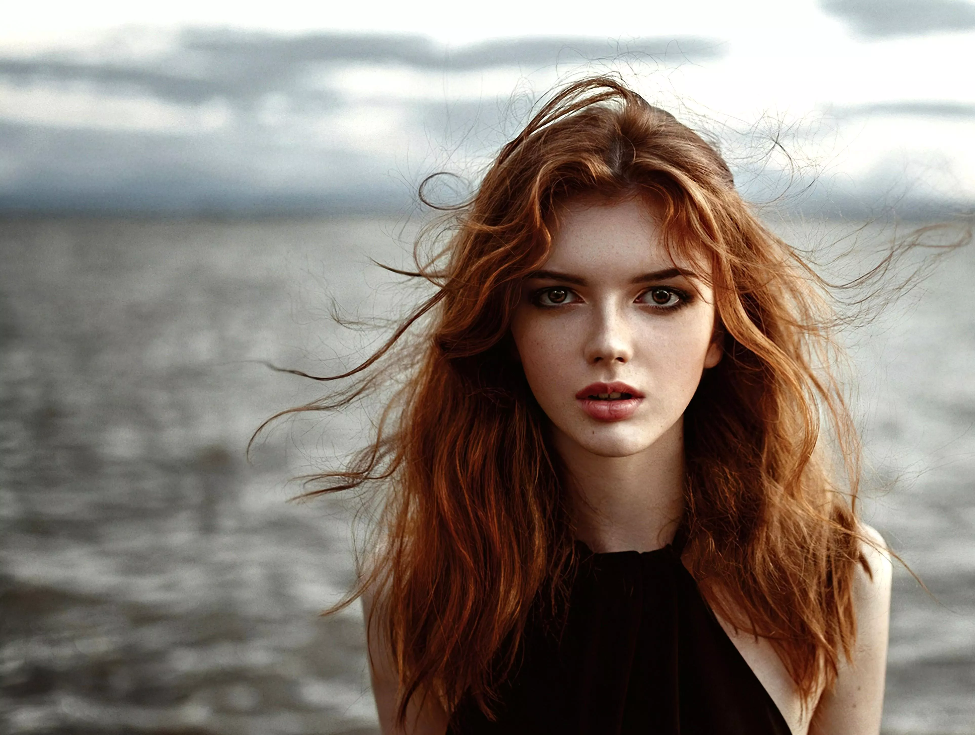 Katya Grabovaya posted by qwer5r