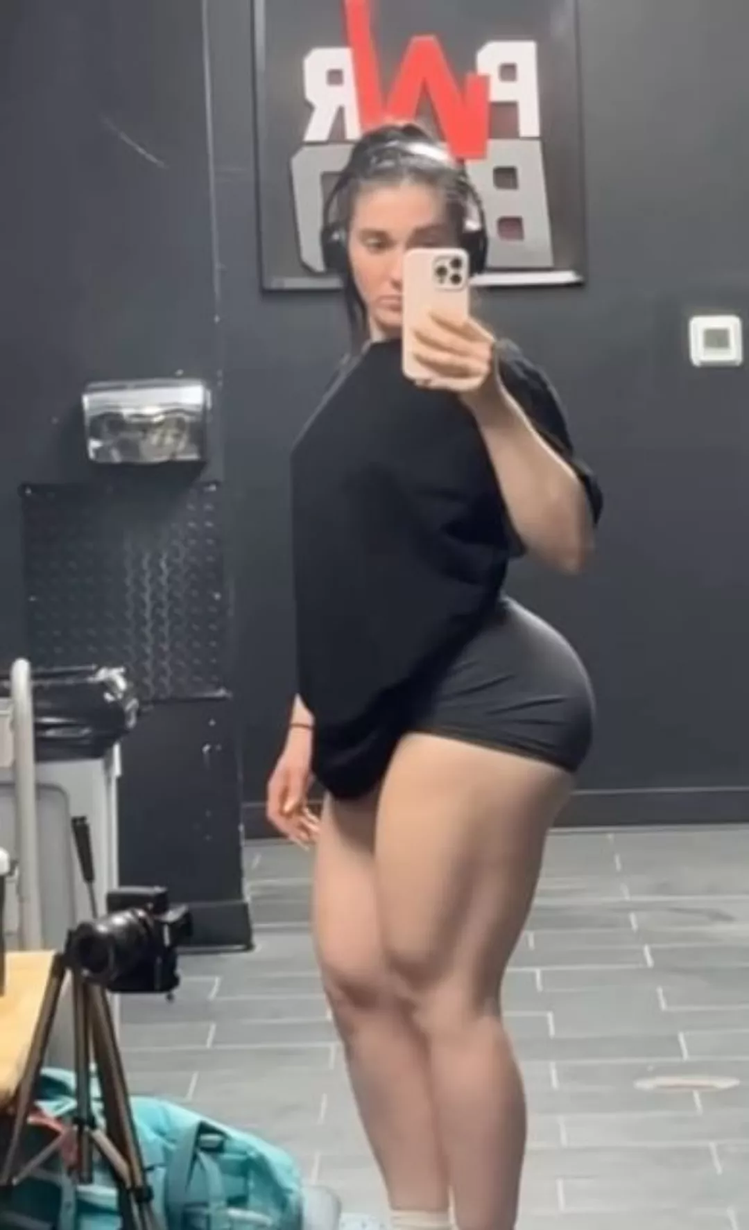 Kiri sokolsky  posted by Sf52016