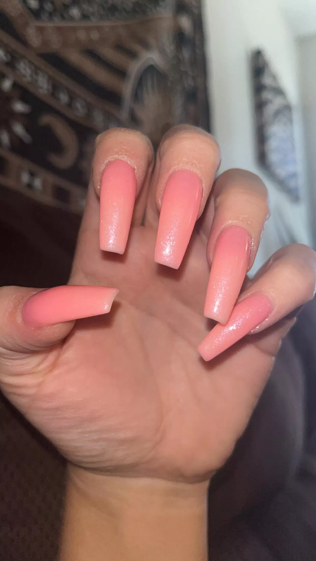 Long pink claws posted by jeannaxo